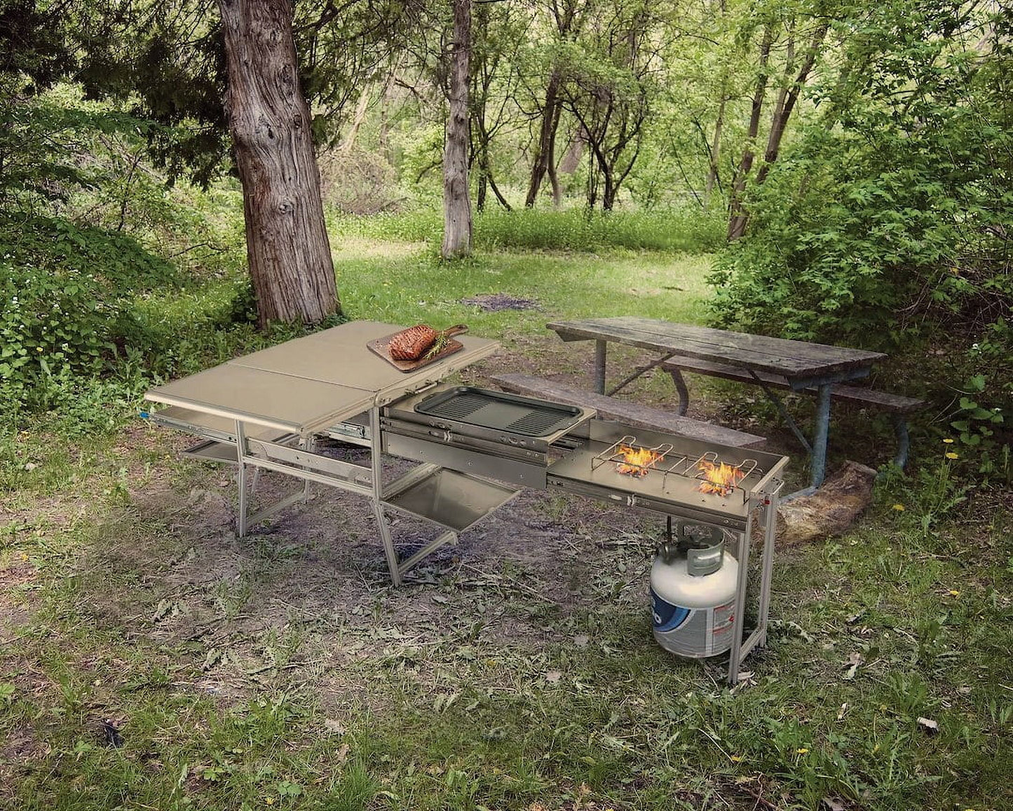 30100001 Komodo Camp Kitchen Dual Grill